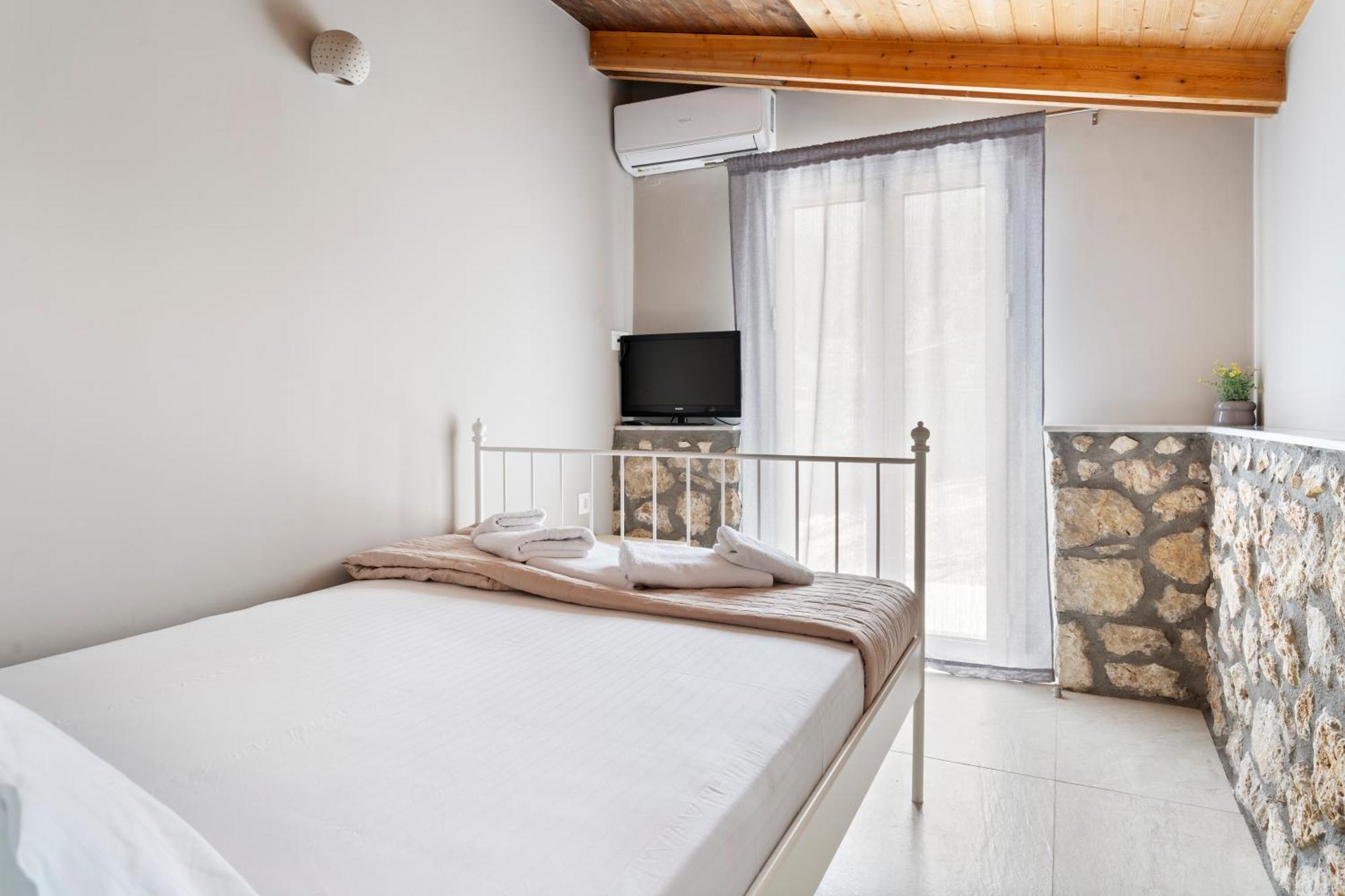 הוילה Marcon Stone House ניקיאנה מראה חיצוני תמונה
