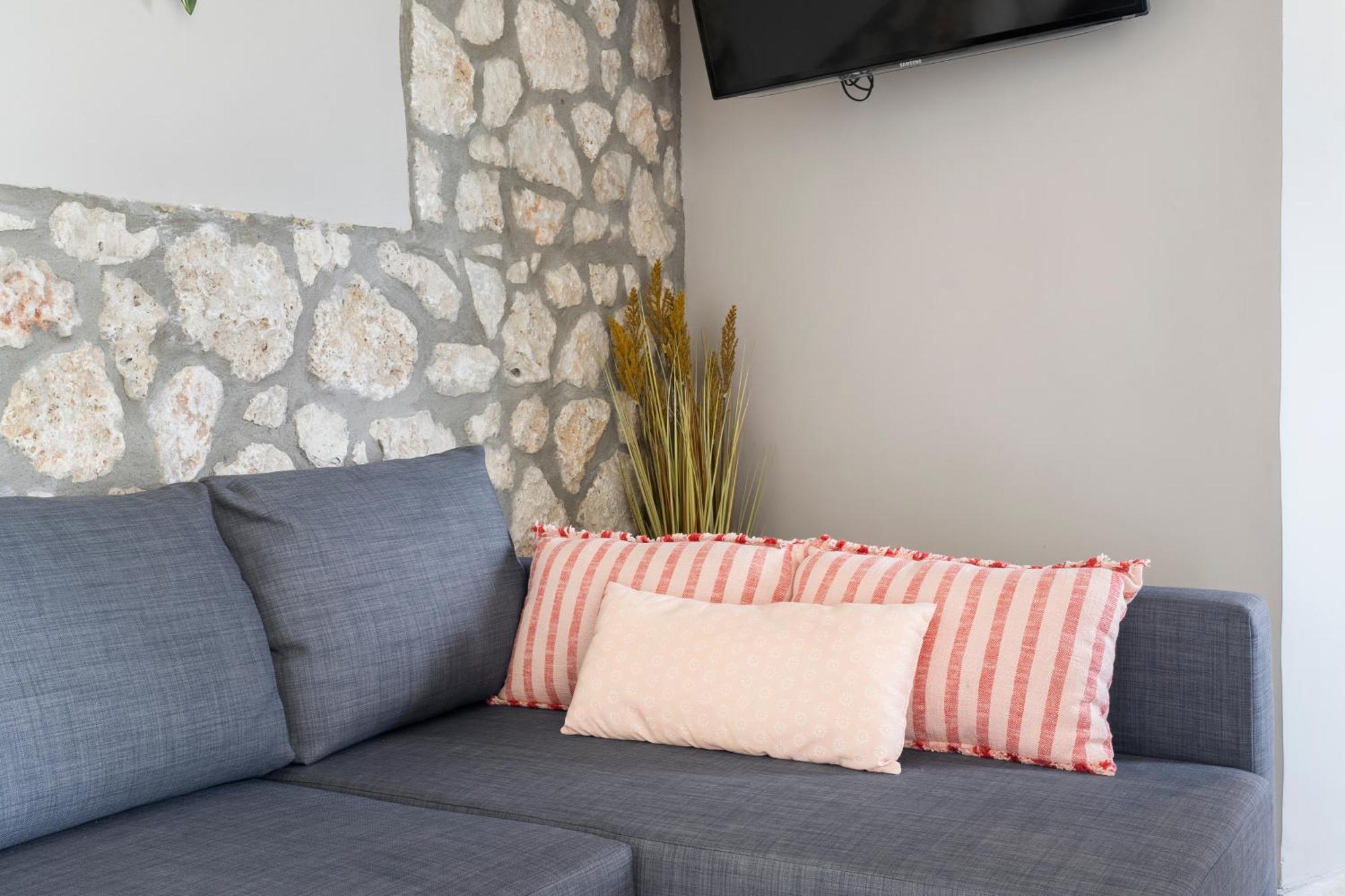 הוילה Marcon Stone House ניקיאנה מראה חיצוני תמונה